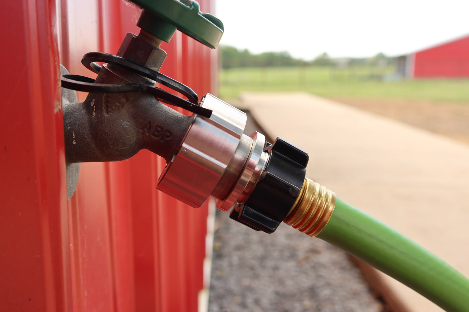 Hose Shark quick-release connection in action