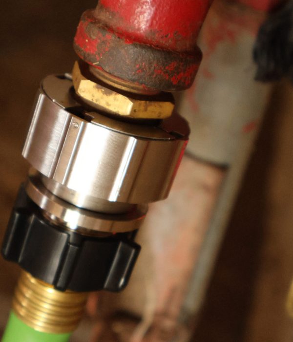 Winter-proof Hose Shark outdoor faucet connector
